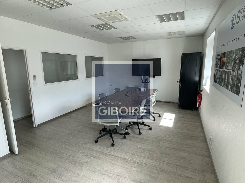 Local d'activites  - CESSON SEVIGNE (35.7239) - 12