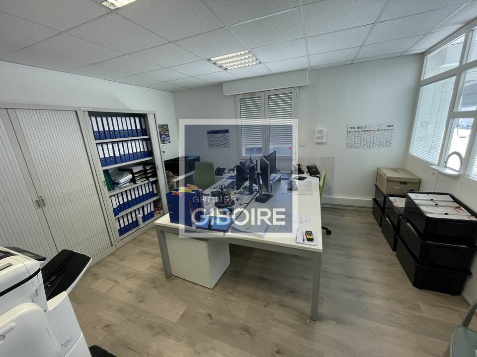 Local d'activites  - CESSON SEVIGNE (35.7239) - 7