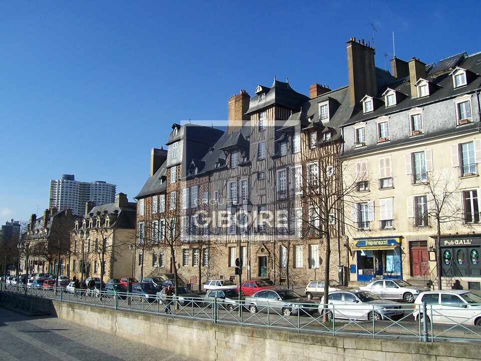 Local commercial - a louer  - RENNES (35.6987) - 1