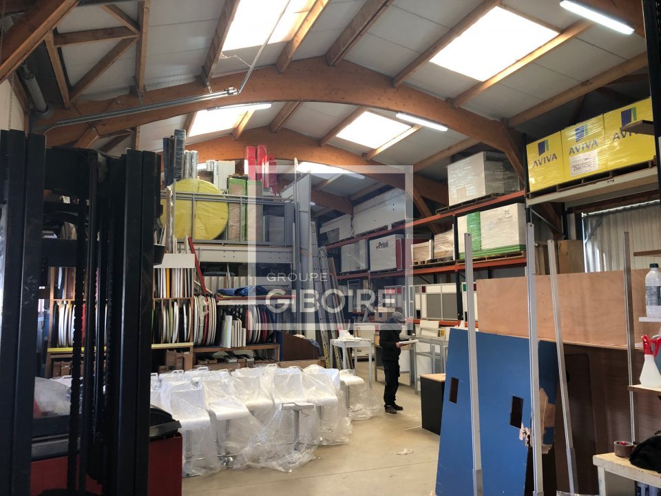 Local d'activites  - SERVON SUR VILAINE (35.3904) - 4