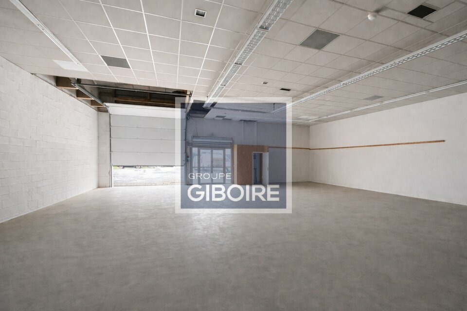 Local d'activites  - SAINT JEAN DE LINIERES (49.017462) - 2