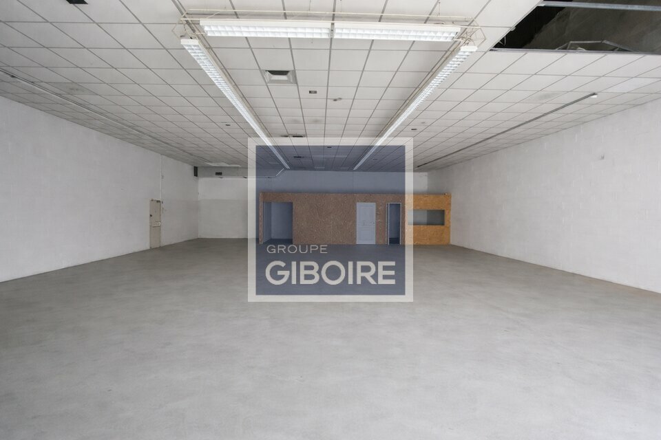 Local d'activites  - SAINT JEAN DE LINIERES (49.017462) - 3