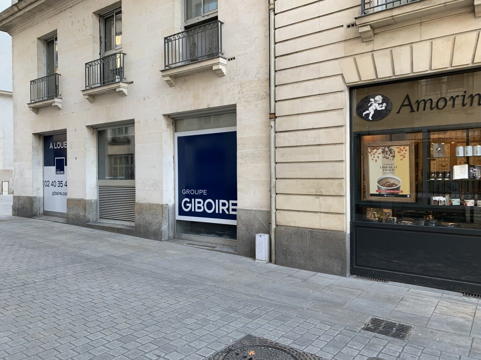 Local commercial - a louer  - NANTES (44.018258) - 2