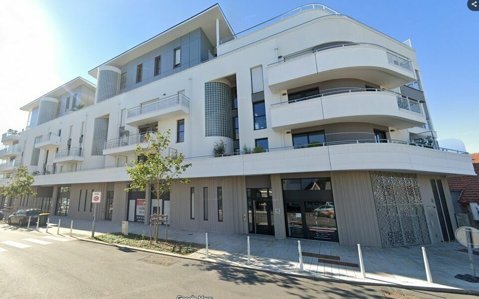 Local commercial - a louer  - LA BAULE-ESCOUBLAC (44.019096) - vue principale