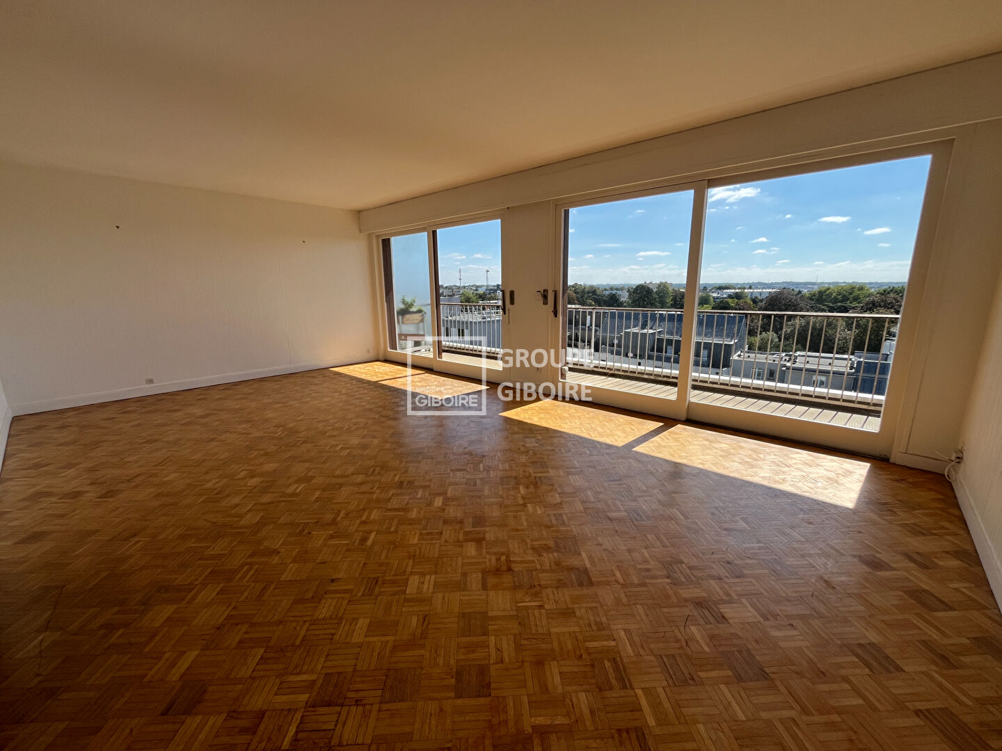 Appartement T5  - RENNES (AH26015G) - 2