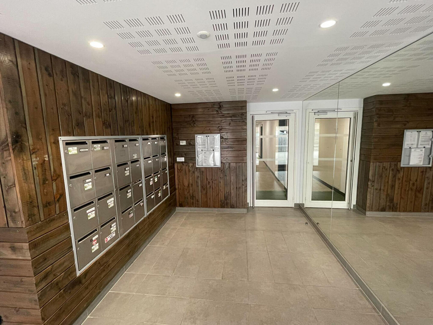 Appartement T3  - VEZIN LE COQUET (MBO26719E) - 7