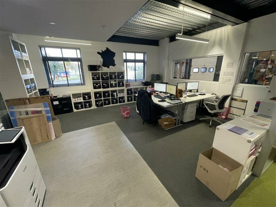 Local d'activites  - HAUTE GOULAINE (44.019043) - 4