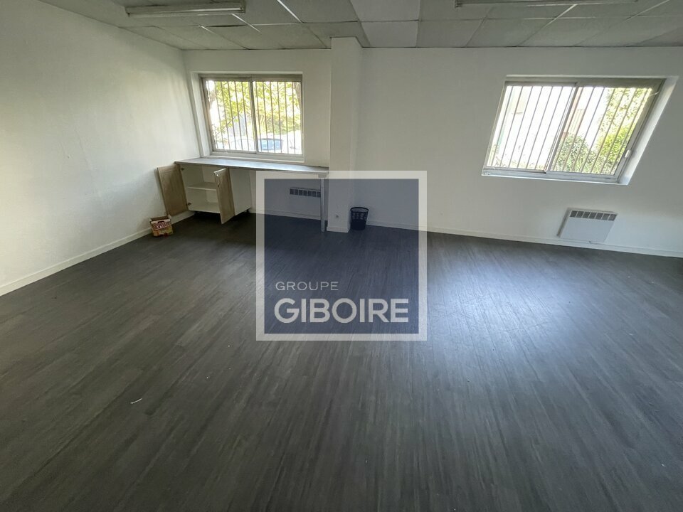 Local d'activites  - LA CHAPELLE SUR ERDRE (44.018968) - 4
