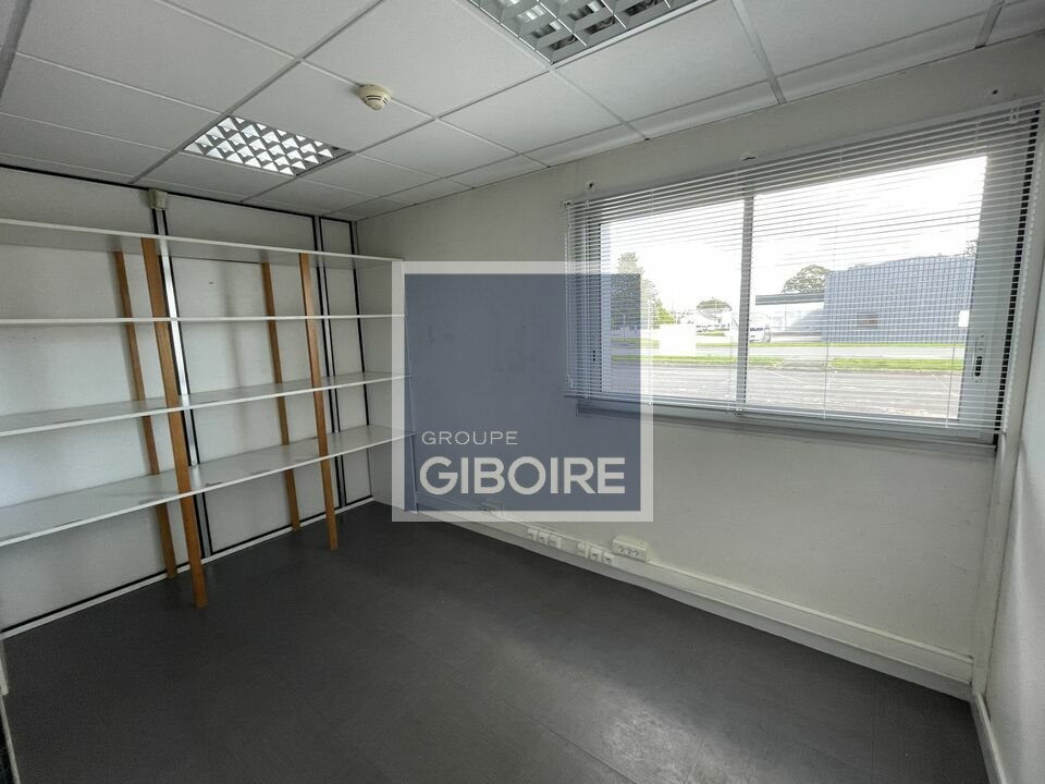Local d'activites  - CHATEAUBOURG (35.5067) - 5