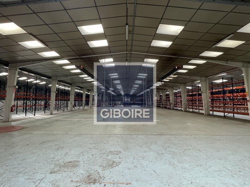 Local d'activites  - CHATEAUBOURG (35.5067) - 3