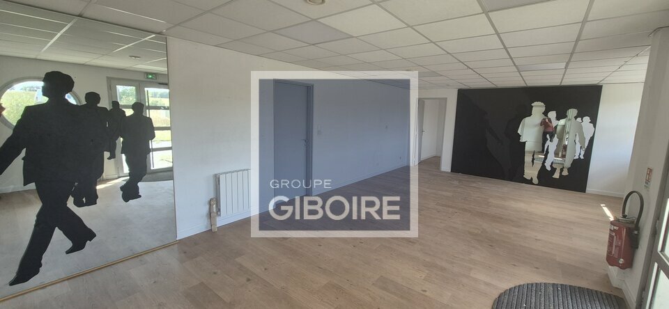 Local d'activites  - SERVON-SUR-VILAINE (35.6833) - 7