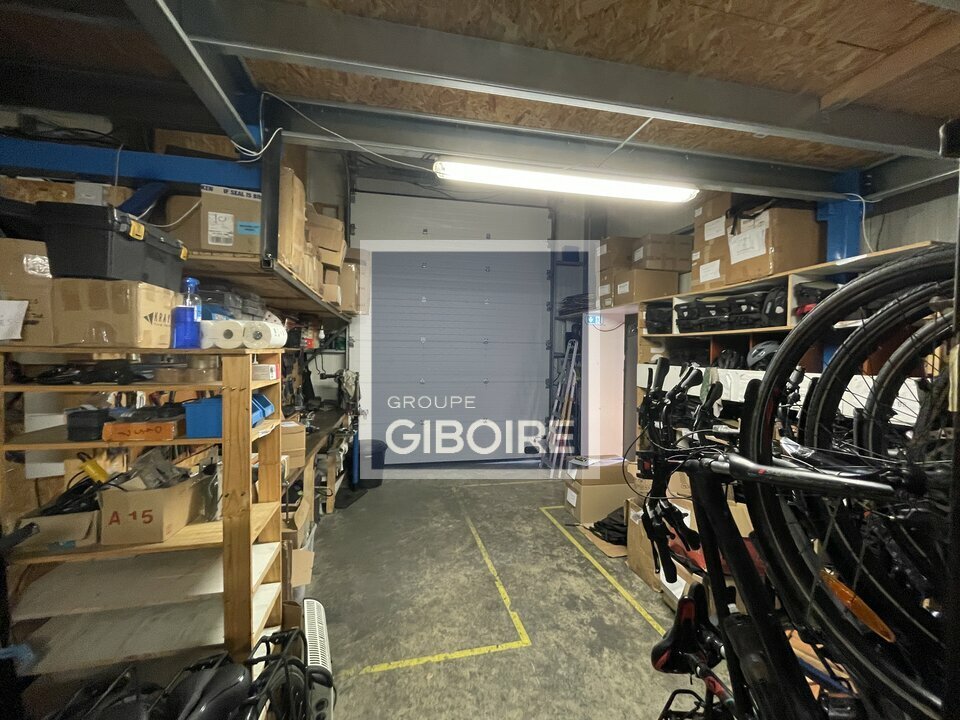 Local d'activites  - ACIGNE (35.6696) - 2