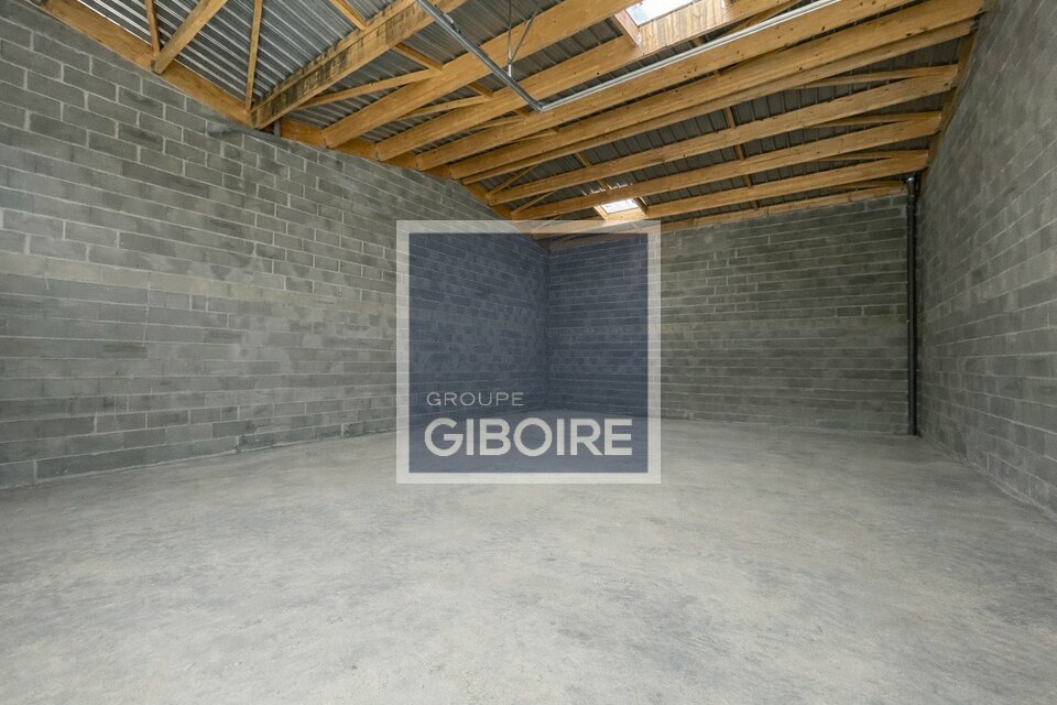 Local d'activites  - GRANDCHAMPS DES FONTAINES (44.018686) - 3