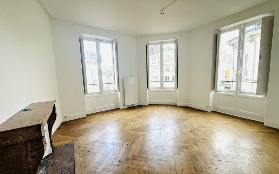 Bureaux  - NANTES (44.019058) - vue principale
