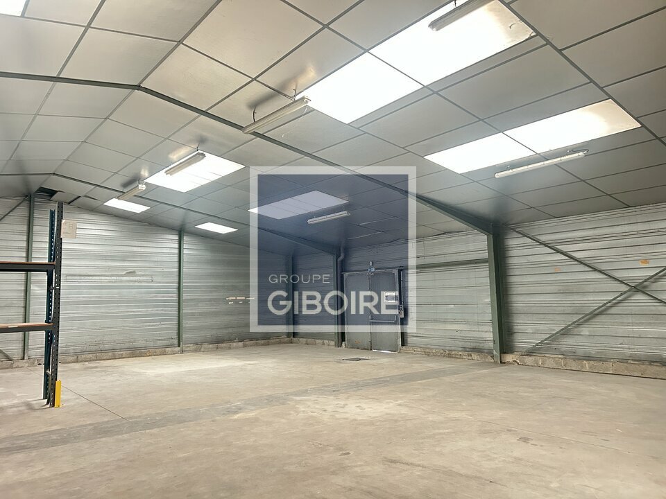 Local d'activites  - CESSON-SVIGN (35.7257) - 6