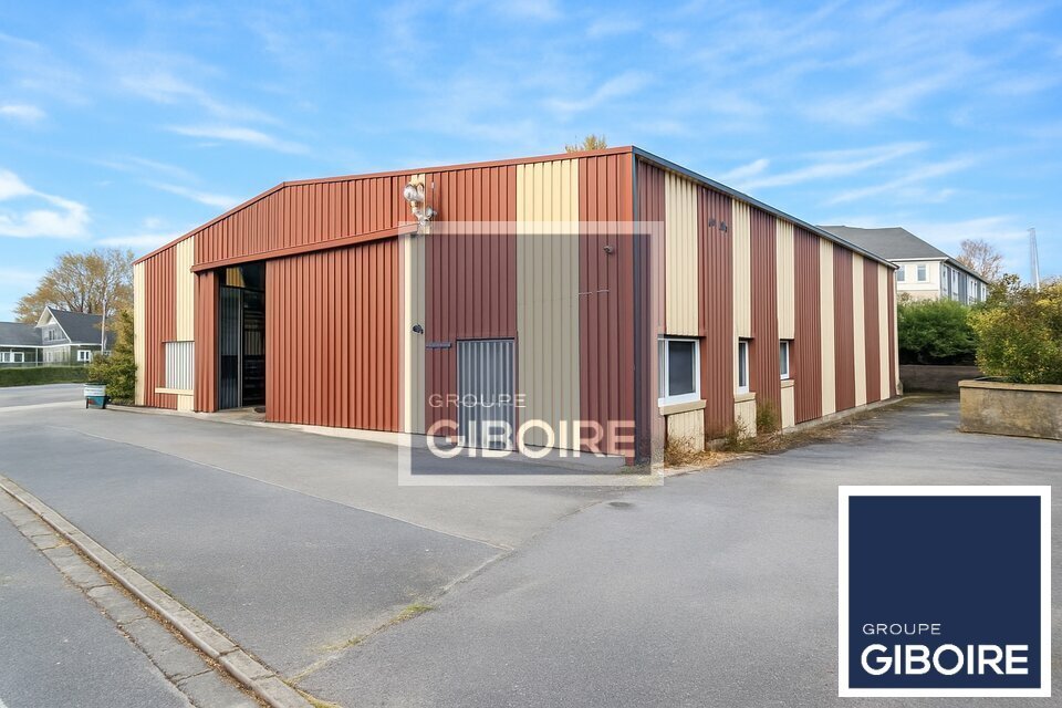 Local d'activites  - LA CHAPELLE SUR ERDRE (44.018968) - 1