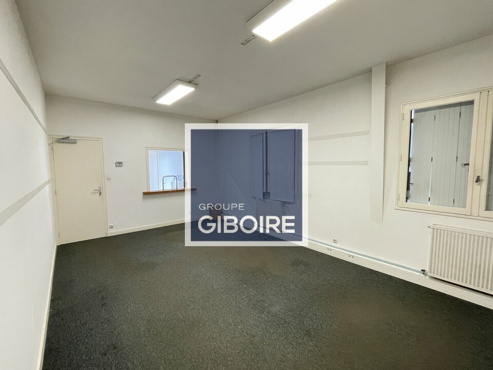 Local d'activites  - SAINT JACQUES DE LA LANDE (35.4304) - 9