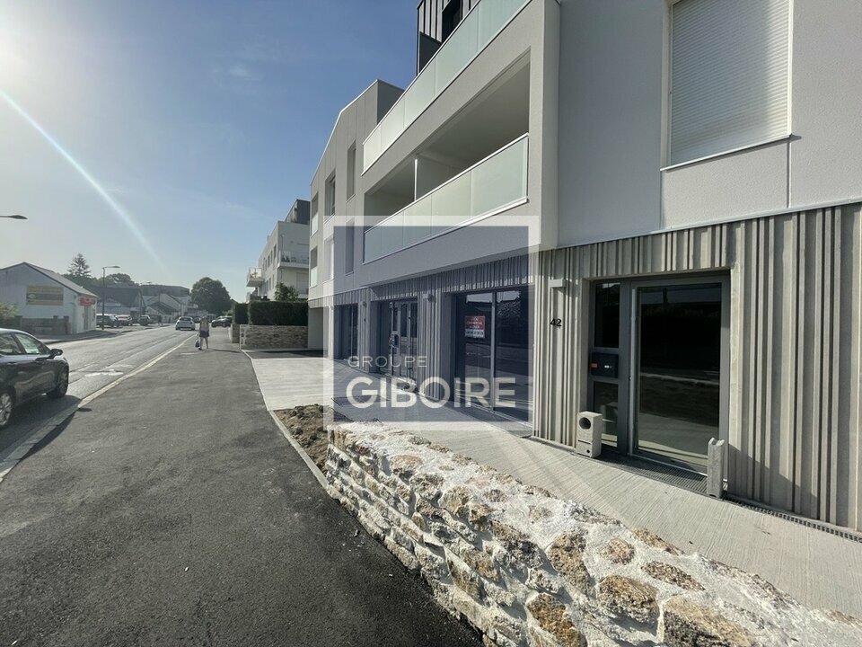 Local commercial - a louer  - TREILLIERES (44.019097) - 2