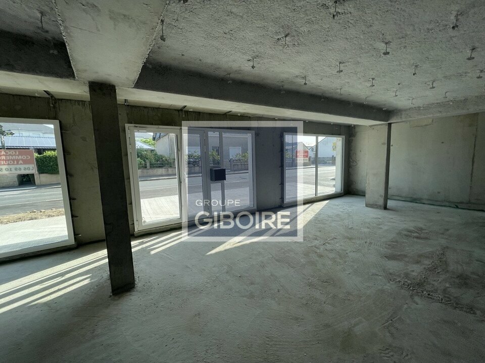 Local commercial - a louer  - TREILLIERES (44.019097) - 3