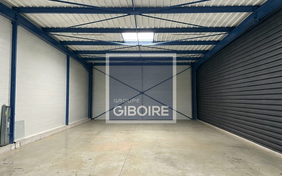 Local d'activites  - LES GARENNES SUR LOIRE (49.017493) - vue principale