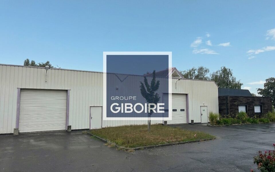 Local d'activites  - VEZIN-LE-COQUET (35.7324) - vue principale