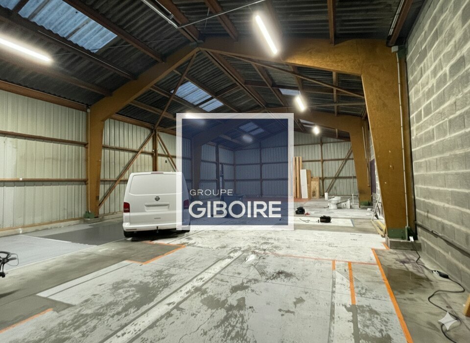Local d'activites  - BETTON (35.7012) - 5