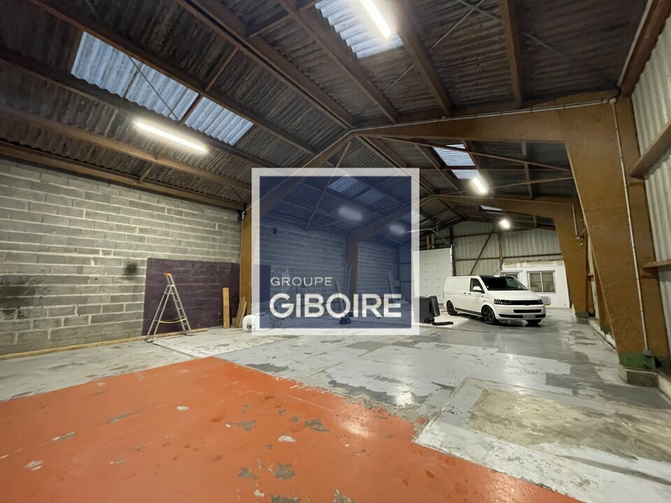 Local d'activites  - BETTON (35.7012) - 4