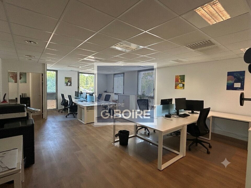 Local d'activites  - SAINT-JACQUES-DE-LA-LANDE (35.7261) - 3