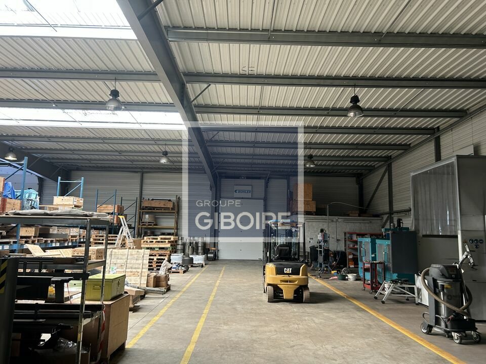 Local d'activites  - SAINT-JACQUES-DE-LA-LANDE (35.7261) - 4