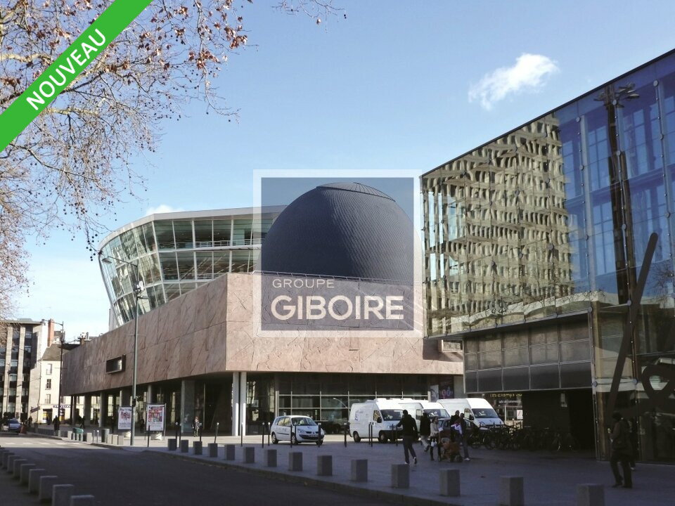 Local commercial - a louer  - RENNES (35.7383) - 1