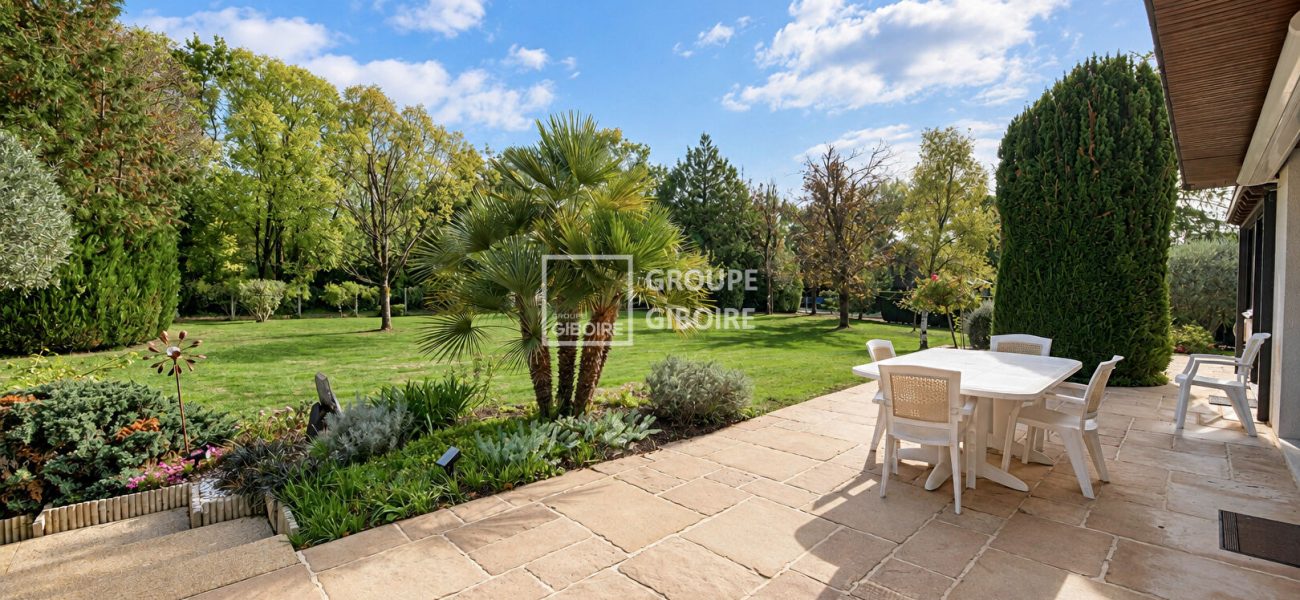 Maison T8  - SAINT ERBLON (JR26767E) - vue principale