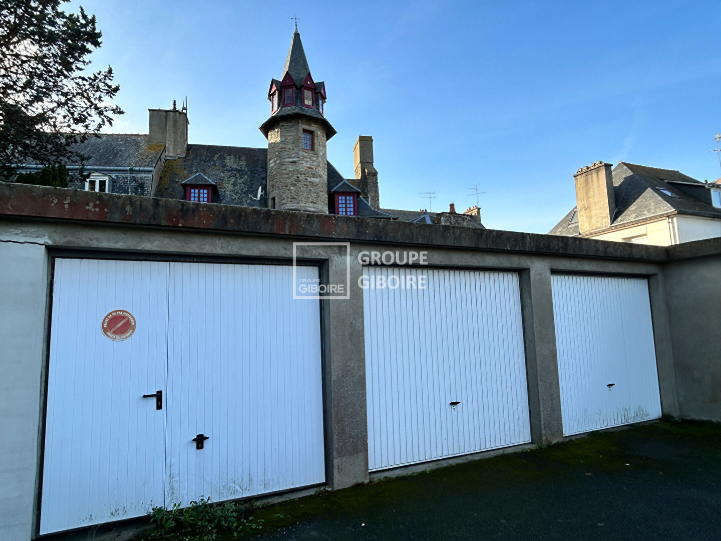 Parking T1  - SAINT MALO (CC26762) - 2