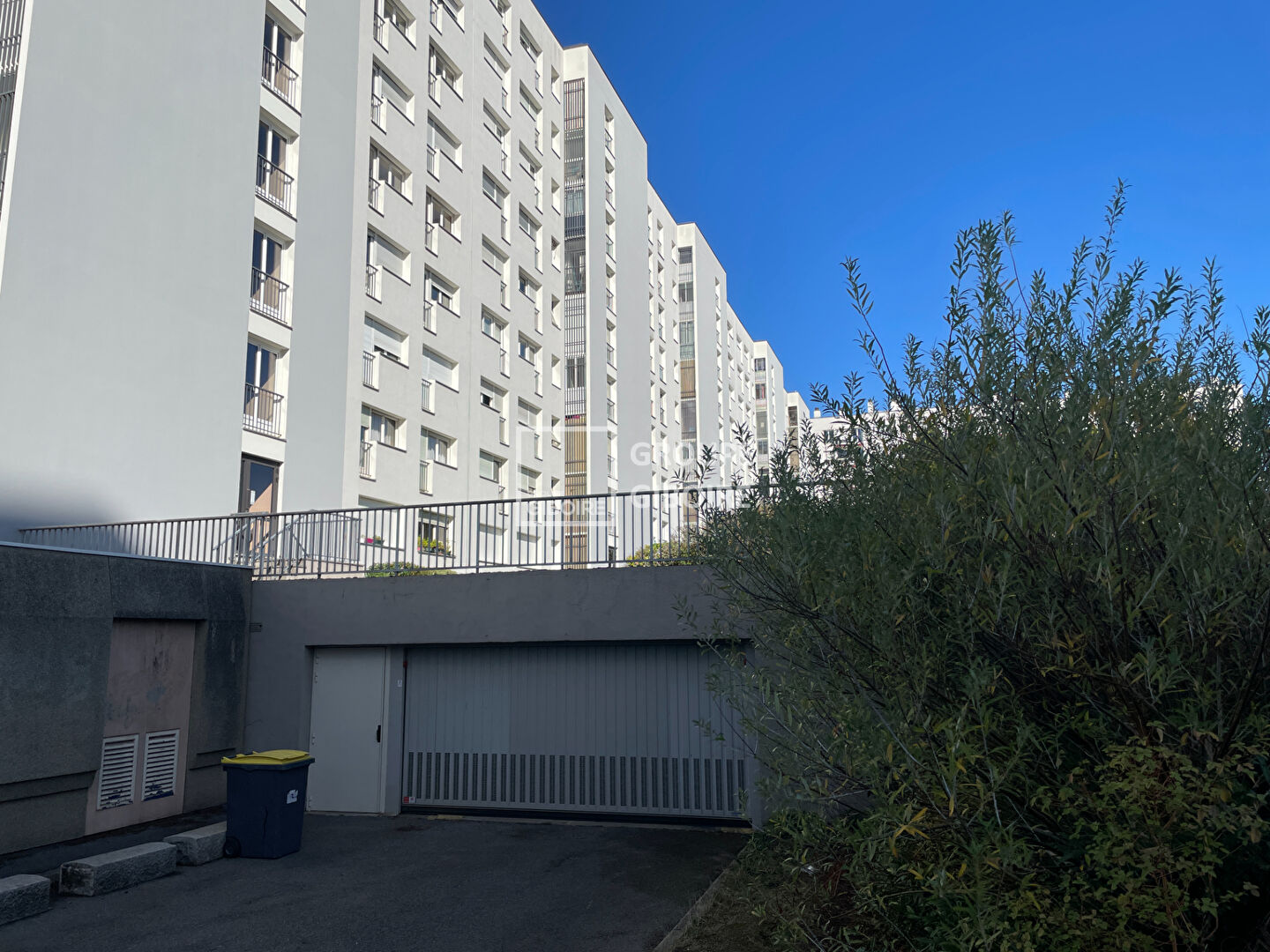 Parking T1  - RENNES (AX26554GE) - 4
