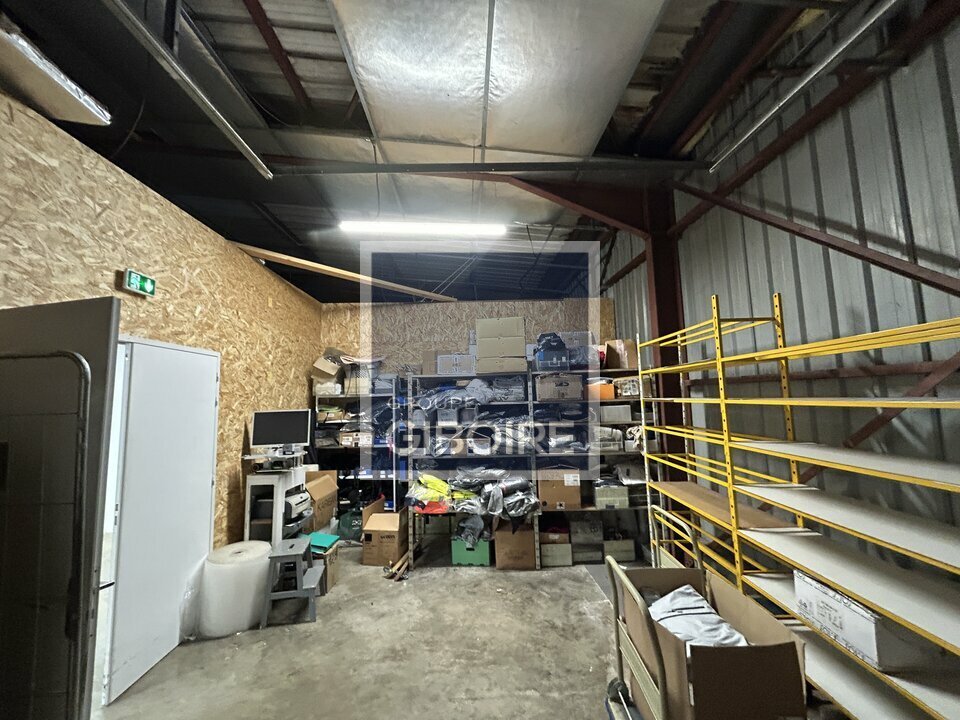 Local d'activites  - RENNES (35.1133) - 3