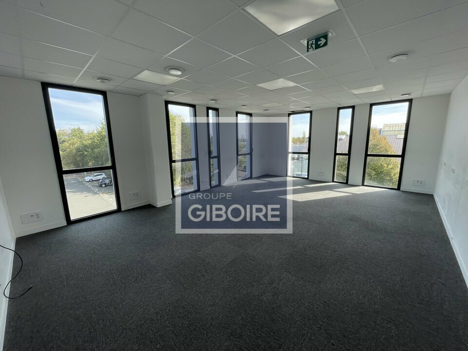 Bureaux  - TRELAZE (49.017476) - 2