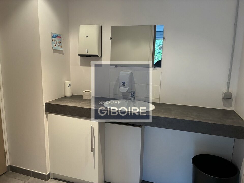 Bureaux  - LE RHEU (35.7375) - 4