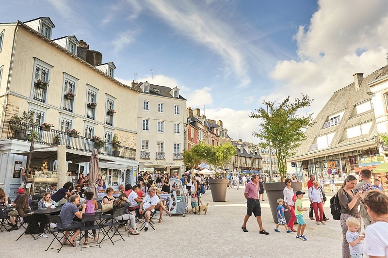 centre-ville de Vannes animé