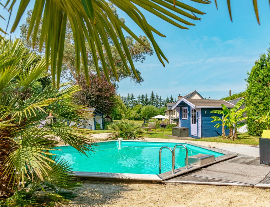 jardin maison avec piscine