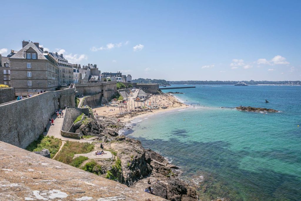 saint-malo remparts et plage